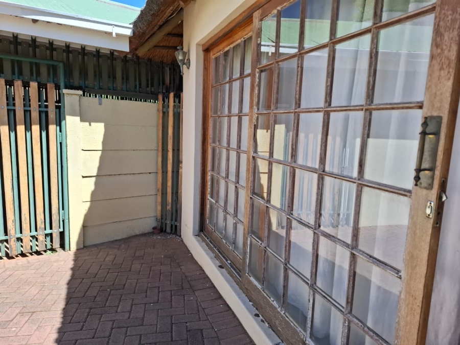 4 Bedroom Property for Sale in Generaal De Wet Free State